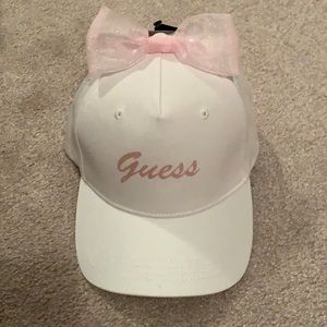 Guess hat